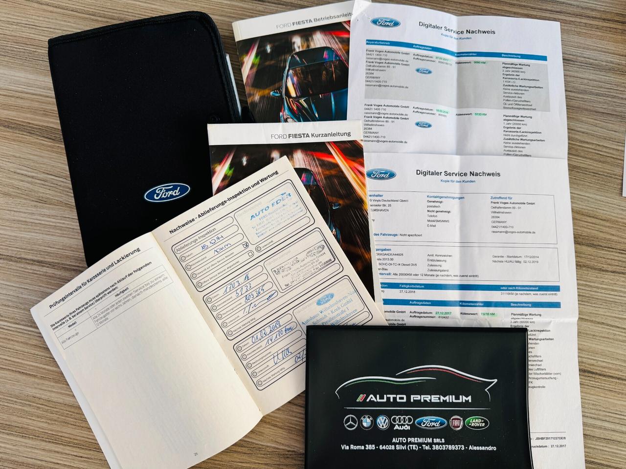 Ford Fiesta 1.5 Ambient TDCi 75CV 5 porte