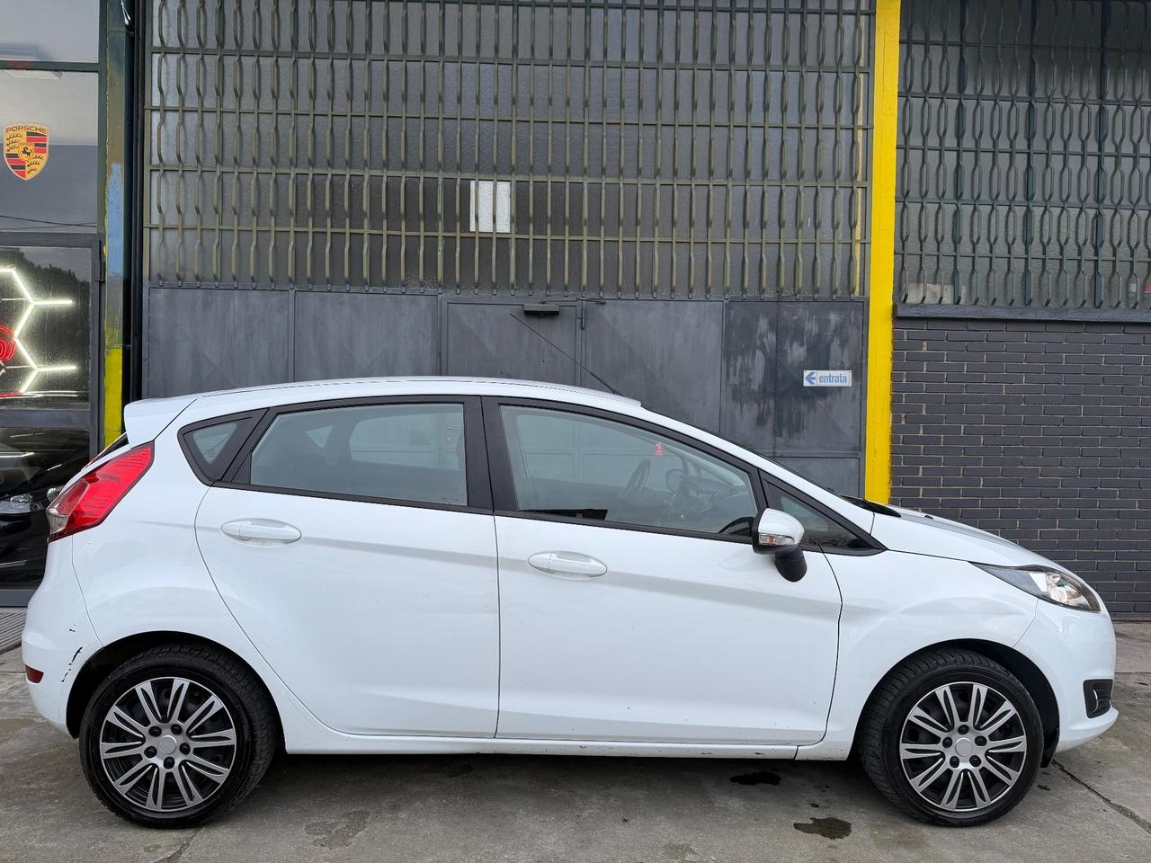 Ford Fiesta 1.4 5 porte Bz.- GPL Black & White Edition