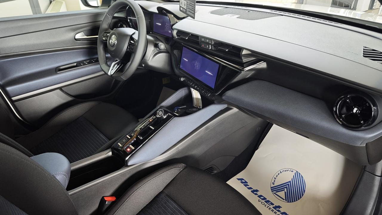 Alfa Romeo Junior 1.2 145 CV Hybrid eDCT6