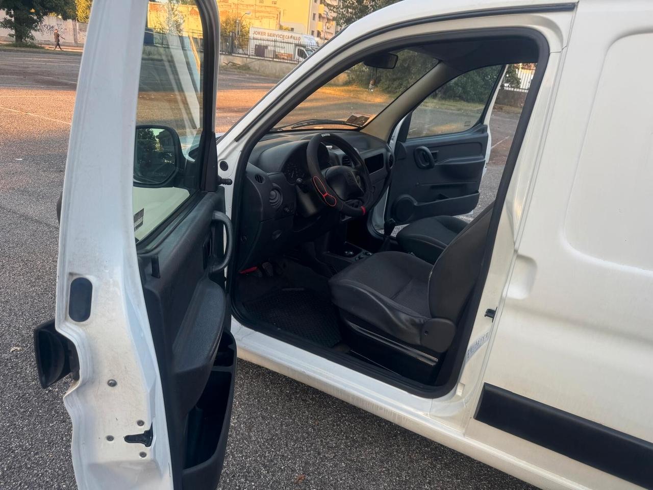 Citroen Berlingo 1.6 HDi 75CV 3p. 18 Van Liv.B