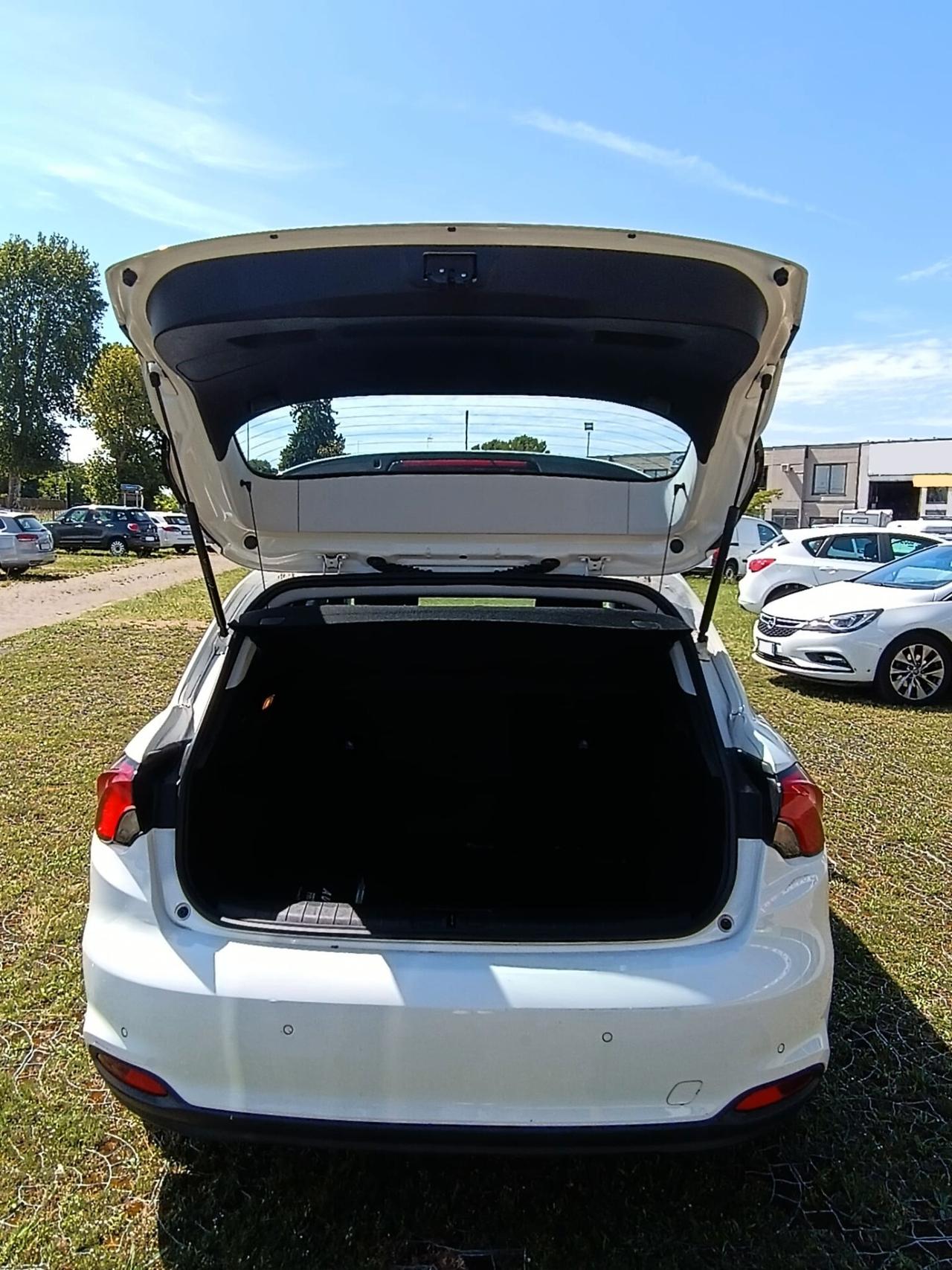 Fiat Tipo 1.6 Mjt S&S SW Easy