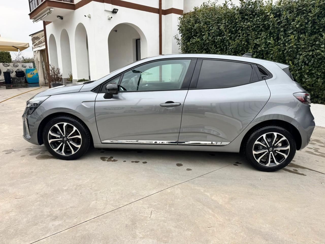 Renault Clio TCe 90 CV 5 porte Techno