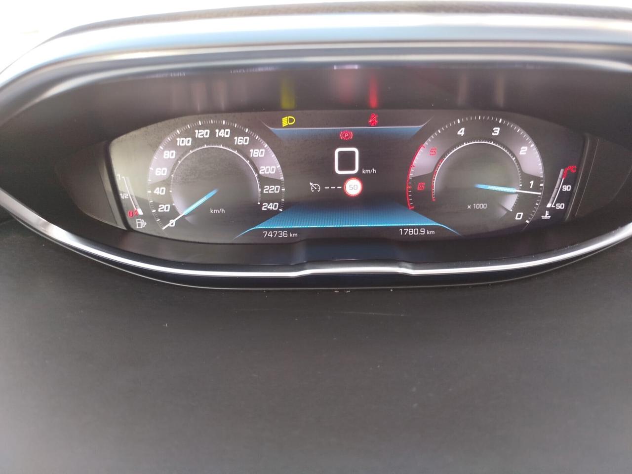 Peugeot 5008 1.5 130 CV *PREZZO VERO* 7 POSTI UNIPRO KM CERTI