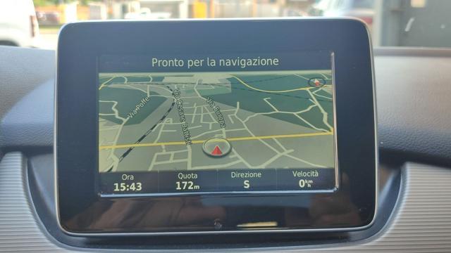 MERCEDES-BENZ B 180 CDI Autom NAVI-PDC-CAMERA