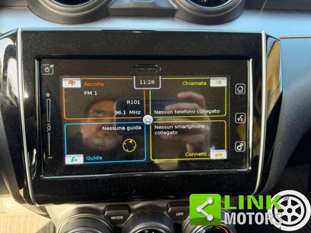 SUZUKI Swift 1.2 Hybrid CVT Top