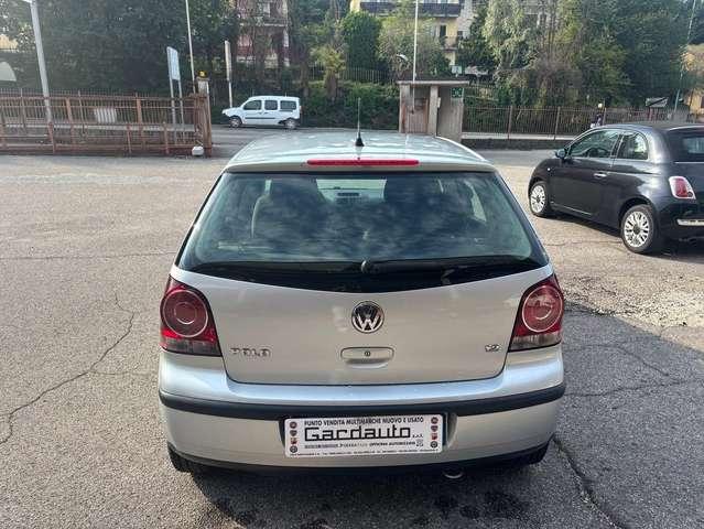 Volkswagen Polo Polo IV 2005 5p 1.2 United 70cv