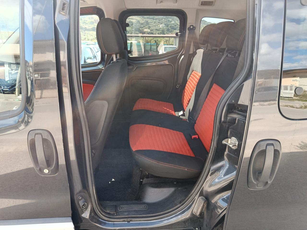 Fiat Qubo 1.3 MJT 75 CV Trekking