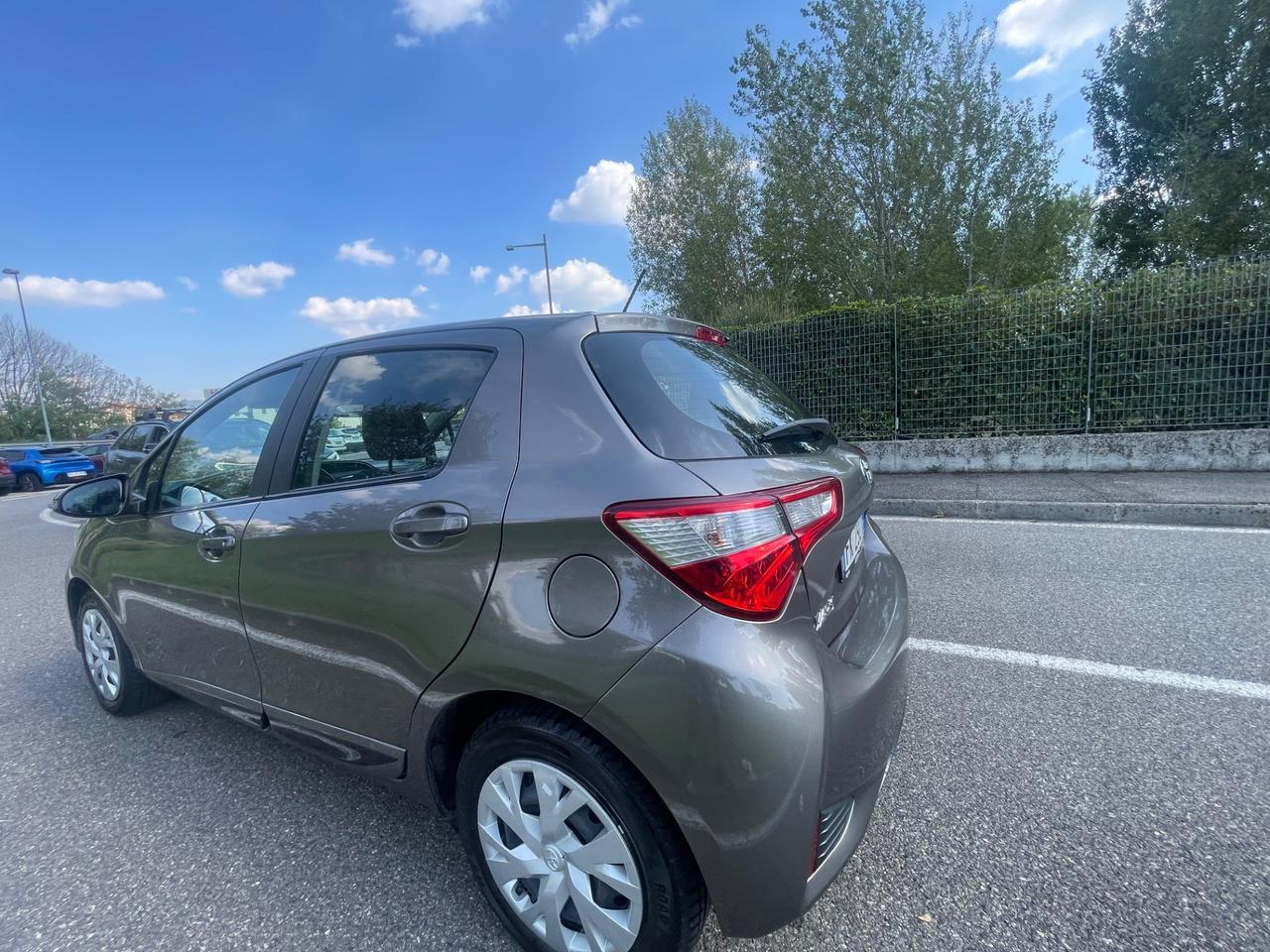 Toyota Yaris 1.0 5 porte Business