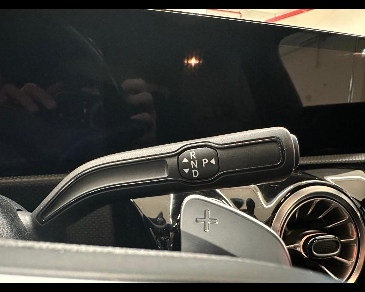 Mercedes-Benz CLA Coupé (C118) - CLA 200 d Automatic Premium