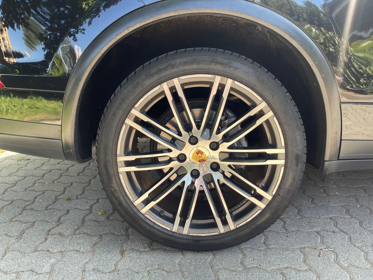 Porsche Cayenne Platinum Edition 3.0 #6240
