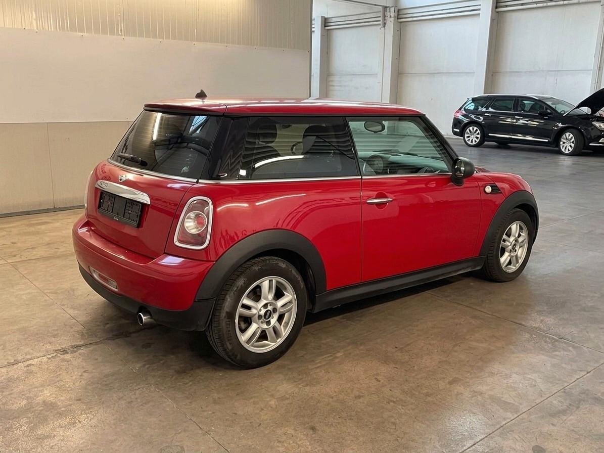 MINI Cooper 1.6 Benzina – 2013 – Soli 90.000 KM – Unicoproprietario – Condizioni Perfette!