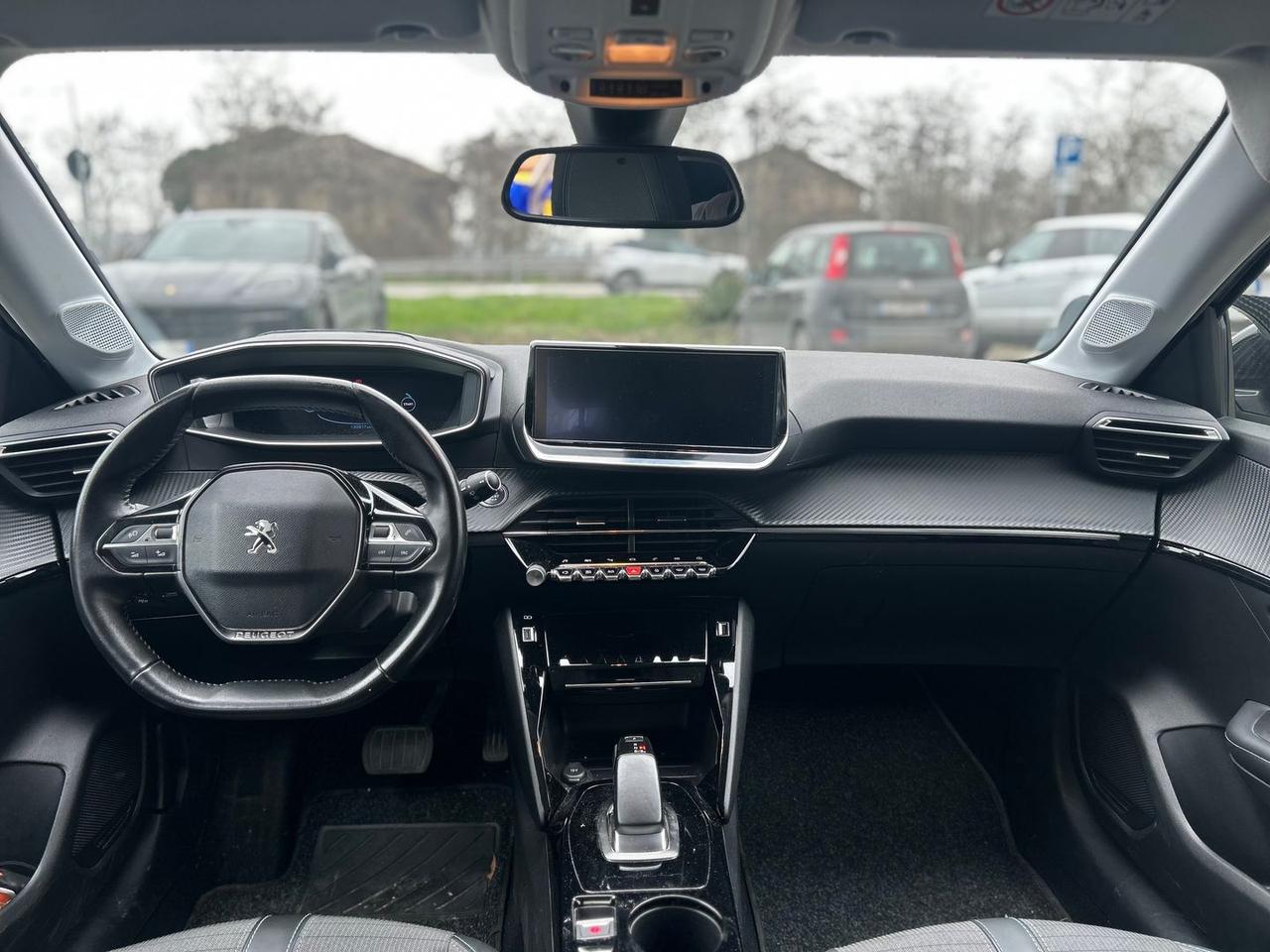 Peugeot 208 Allure e-208 #9540