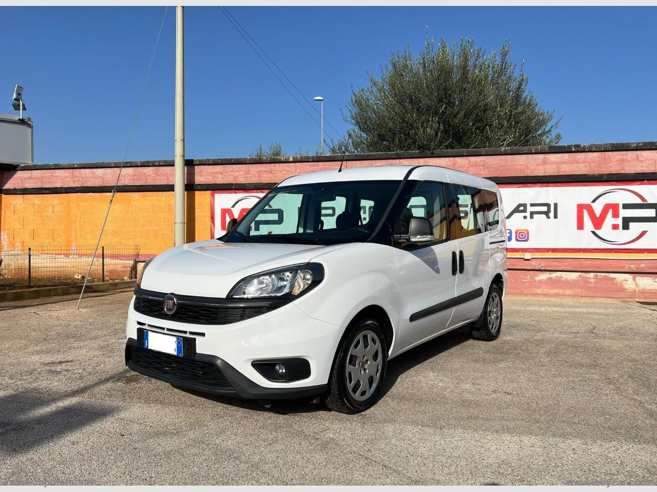 DOBLO COMBI LOUNGE 1.3MJ 95CV N1