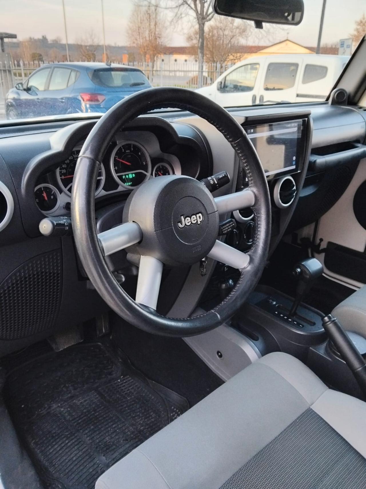 Jeep Wrangler Unlimited 2.8 CRD DPF Rubicon