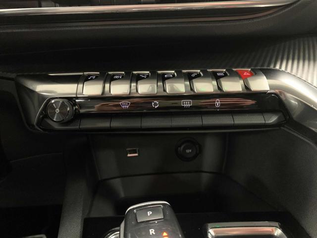 PEUGEOT 3008 1.5 Diesel EAT8 Allure Automatico