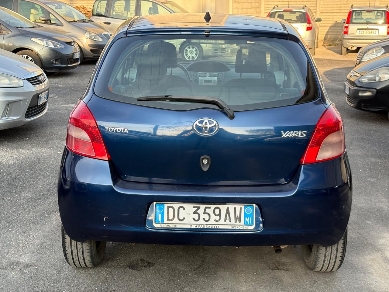 Toyota Yaris 1.0 5 porte Sol
