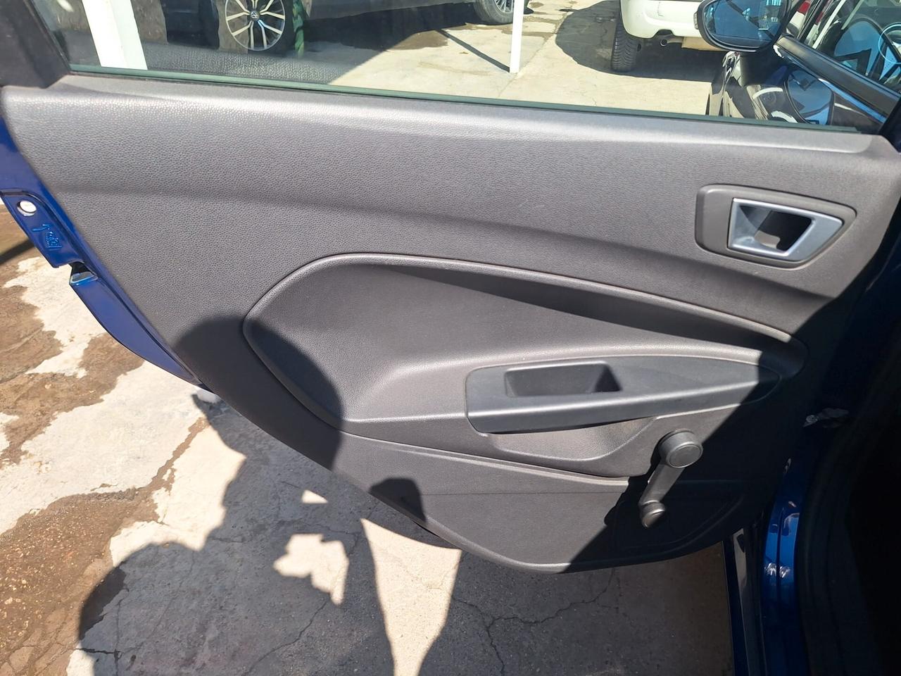 Ford Fiesta 1.4 5p. Bz.- GPL Titanium