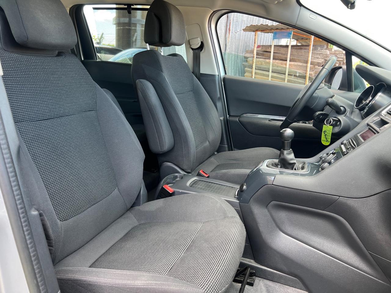 Peugeot 5008 1.6 VTi 120CV 7 POSTI - GANCIO TRAINO