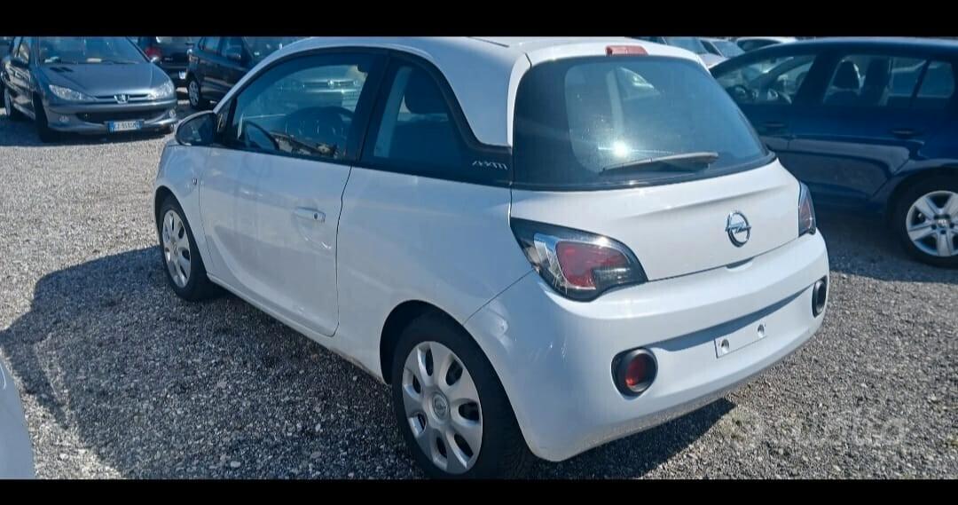 opel adam 1.2 benzina clima