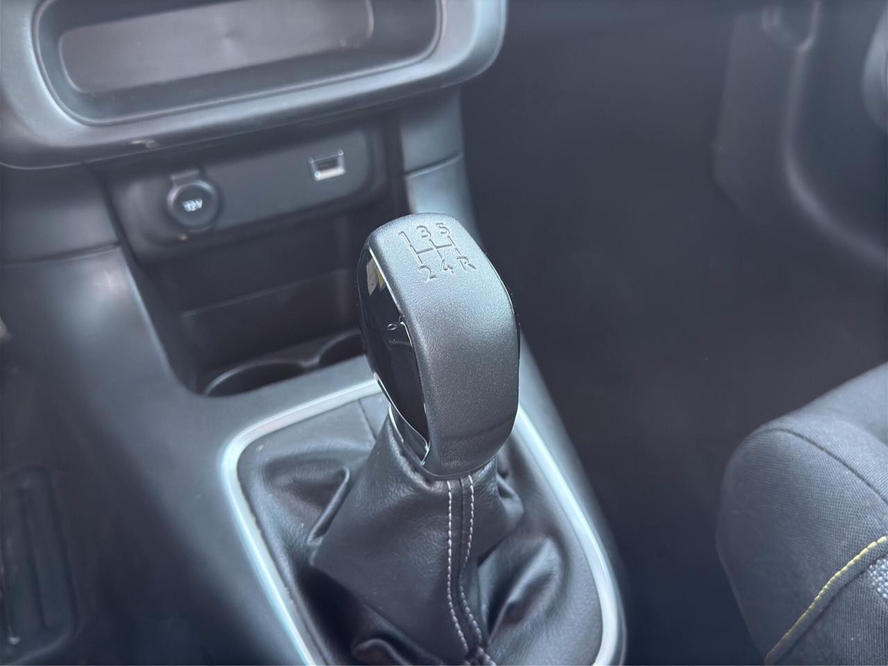 Citroen C3 PureTech 83 S&S C-Series