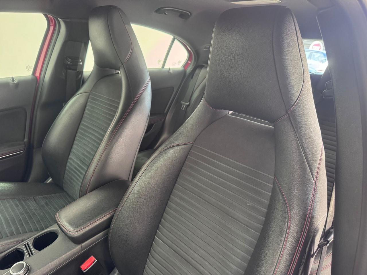 Mercedes-benz A 180 d Premium-AMG-GARANTITA-2015