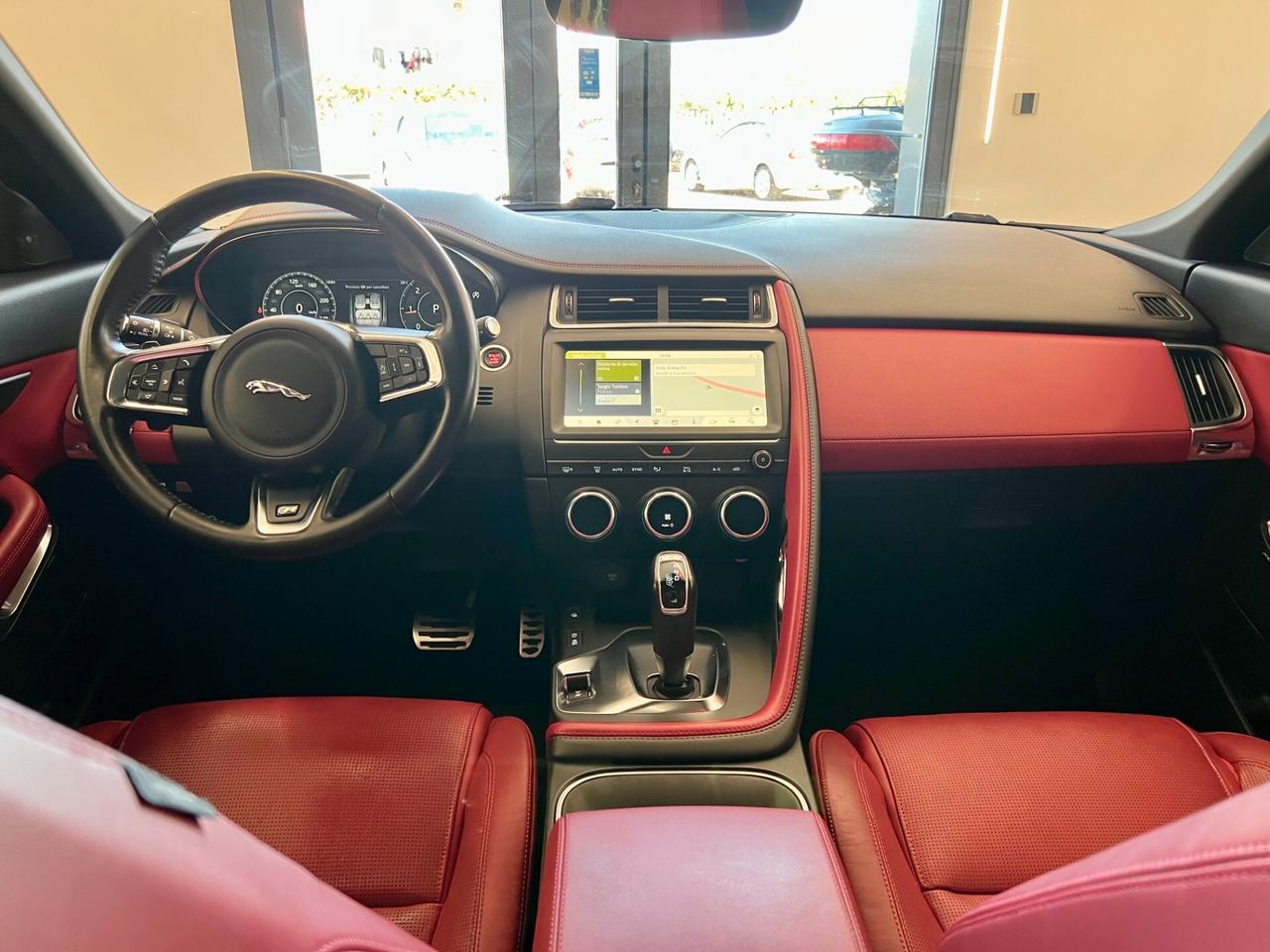 Jaguar E-Pace 2.0D 240 CV AWD aut. R-Dynamic HSE