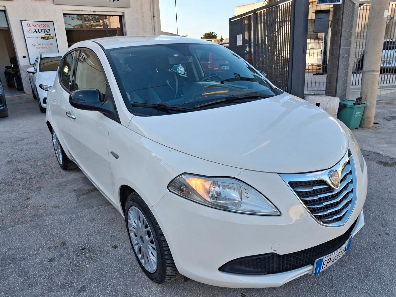 Lancia Ypsilon 1.3 MJT 16V 95 CV 5 porte S&S Gold
