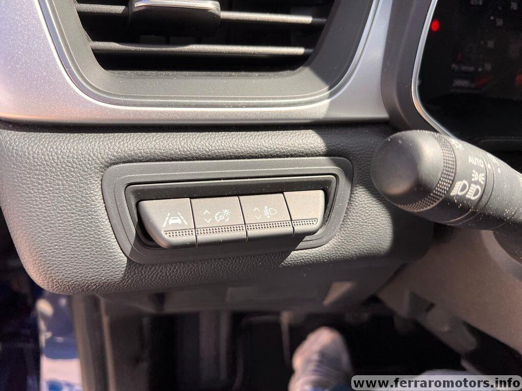 Renault Captur TCe 90 CV Techno solo 20.000km a 179 euro al mese