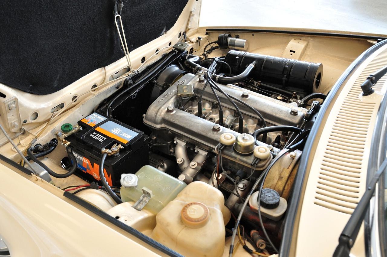 Alfa Romeo Alfetta GTV 2.0 122cv