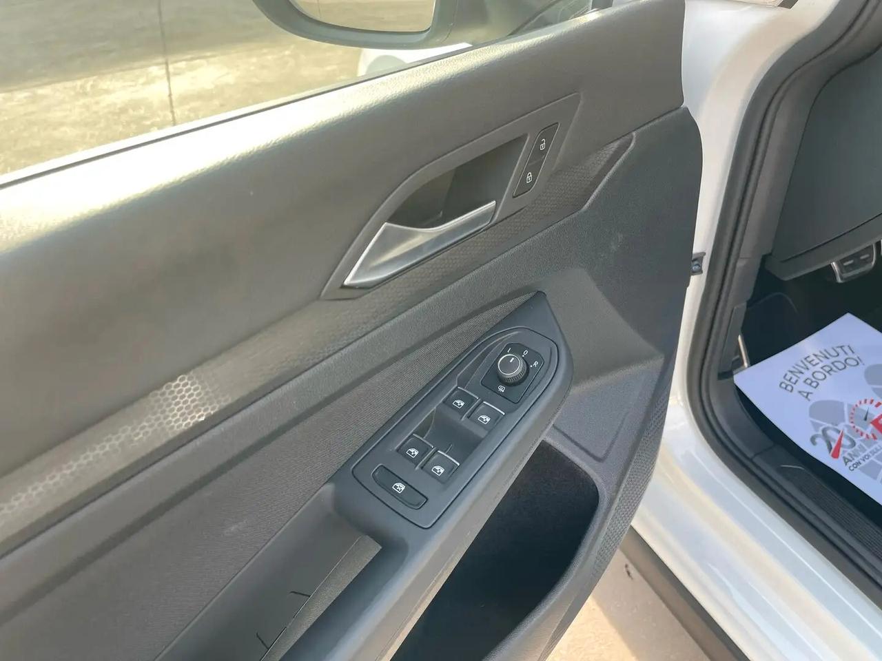 Volkswagen Golf GTI 2.0 TSI DSG