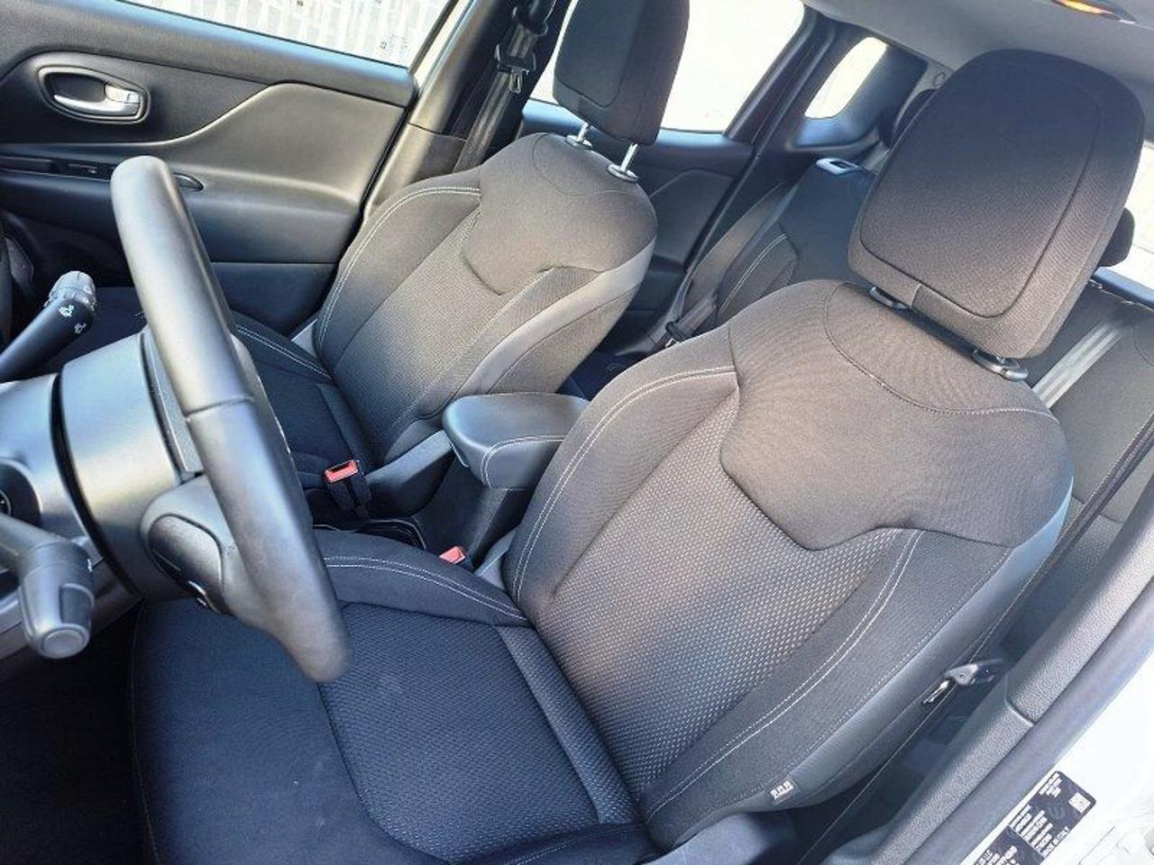 Jeep Renegade 1.6 Mjt 130 CV Longitude