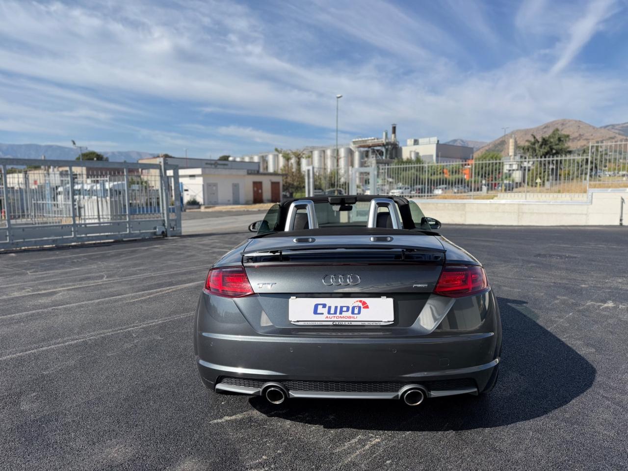 Audi TT Roadster 2.0 TDI ultra S line