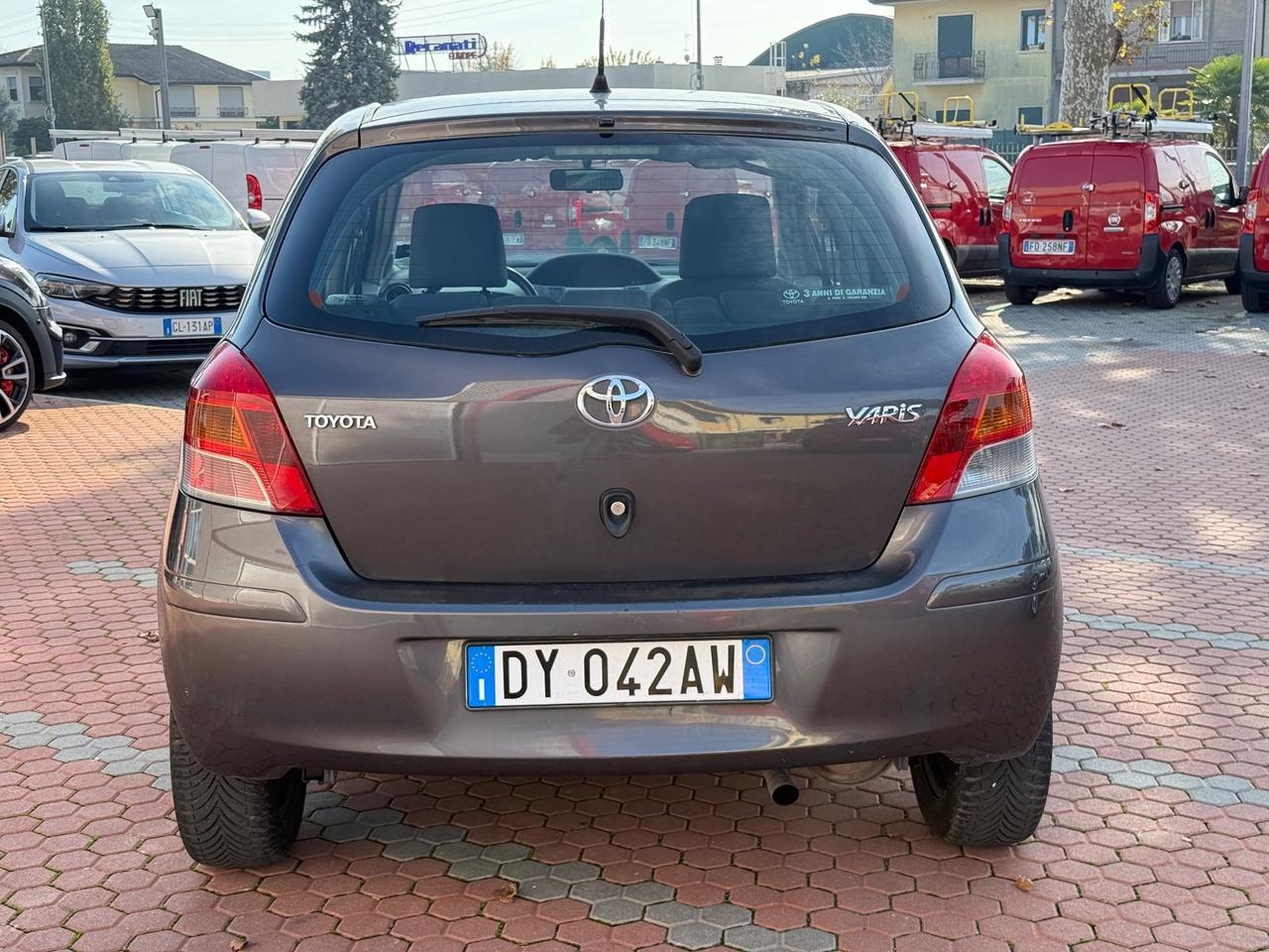Toyota Yaris 1.3 5 porte Sol