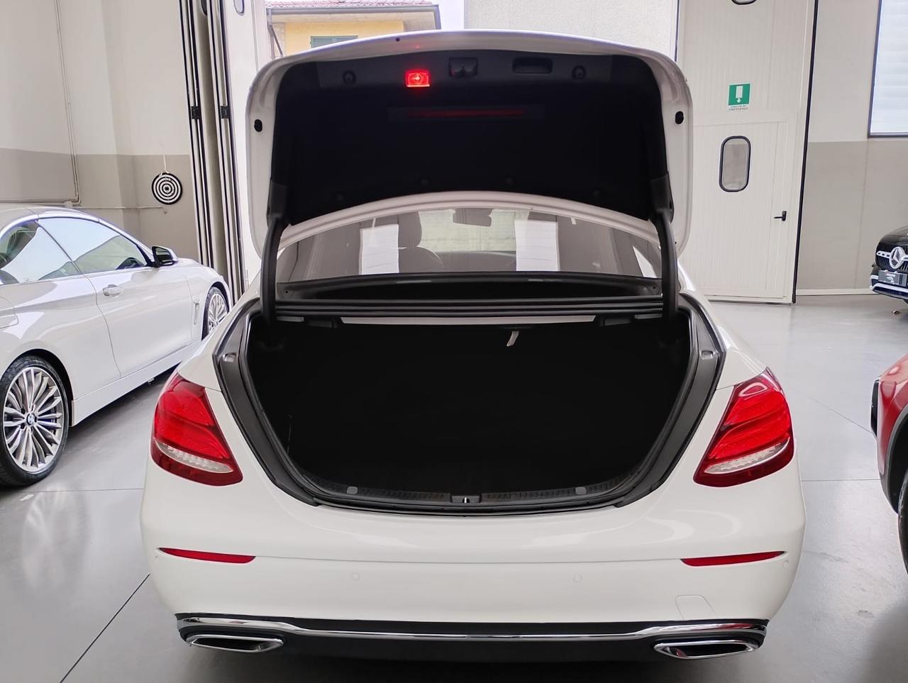 Mercedes-benz E 220 d Auto Premium Plus