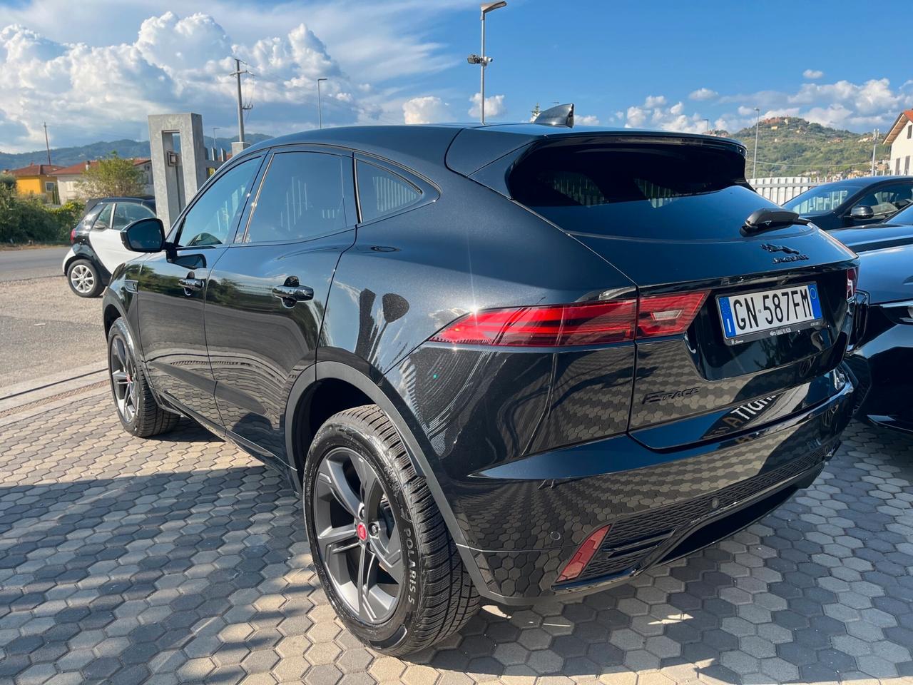 Jaguar E-Pace 2.0D I4 163 CV AWD Auto R-Dynamic SE