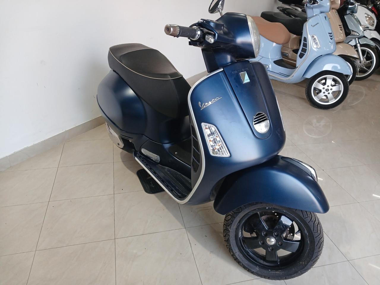 Piaggio GTS 250