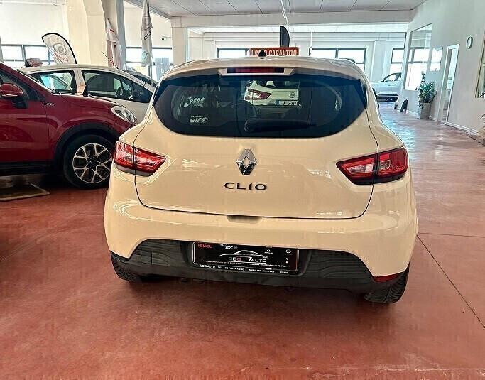 RENAULT CLIO serie5 Benzina 1.2 CV 73 Km 175.485 Garanzia 12 mesi X NEOPATENTATI