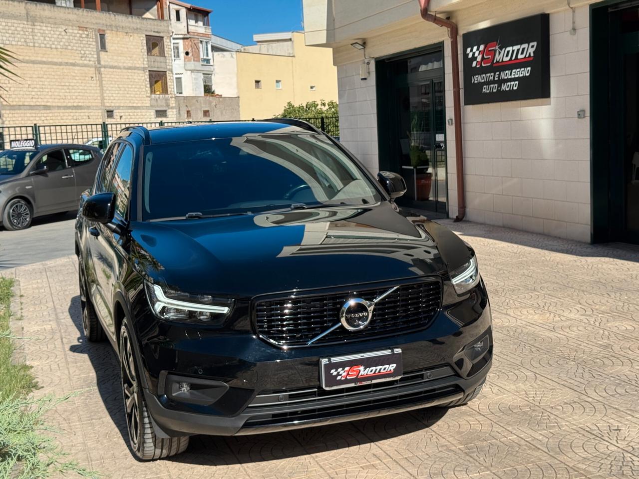 VOLVO XC40 2.0 D3 R-DESIGN AWD GEARTRONIC 150CV