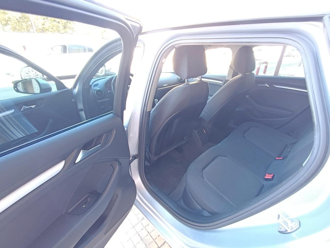 Audi A3 SPB 1.6 TDI 110 Cv S tronic Business