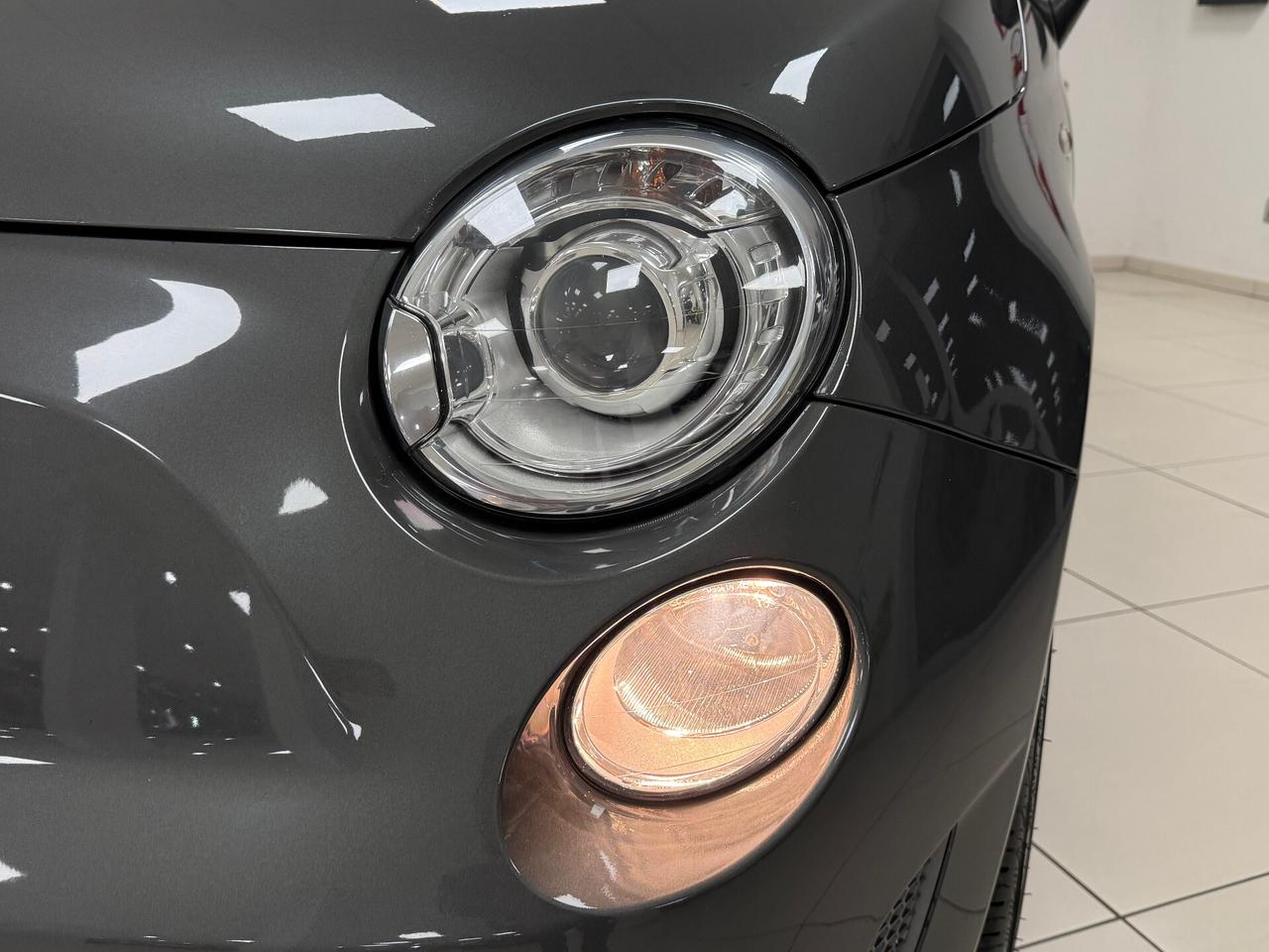 Abarth 595 1.4 Turbo T-Jet 160 CV MTA Turismo 2015