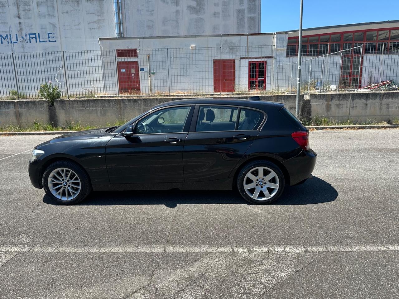 Bmw 116 116d 5p. Sport