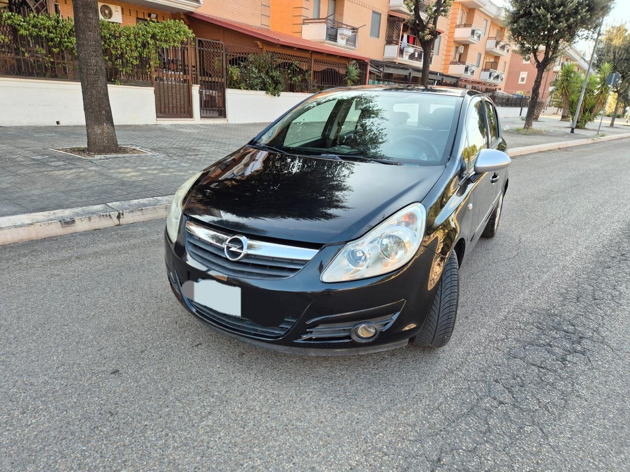 Opel corsa 1.2 gpl anno 08