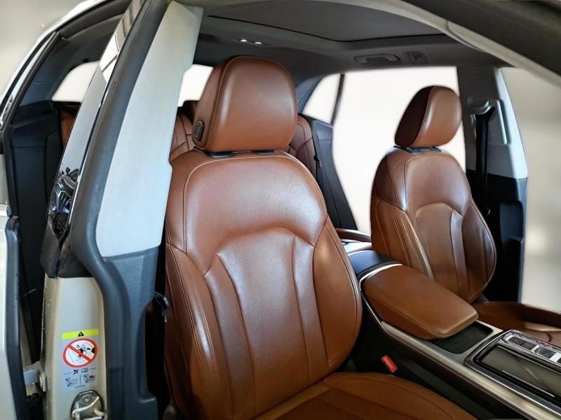 AUDI Q8 50 TDI MHEV 210kW quattro tiptronic