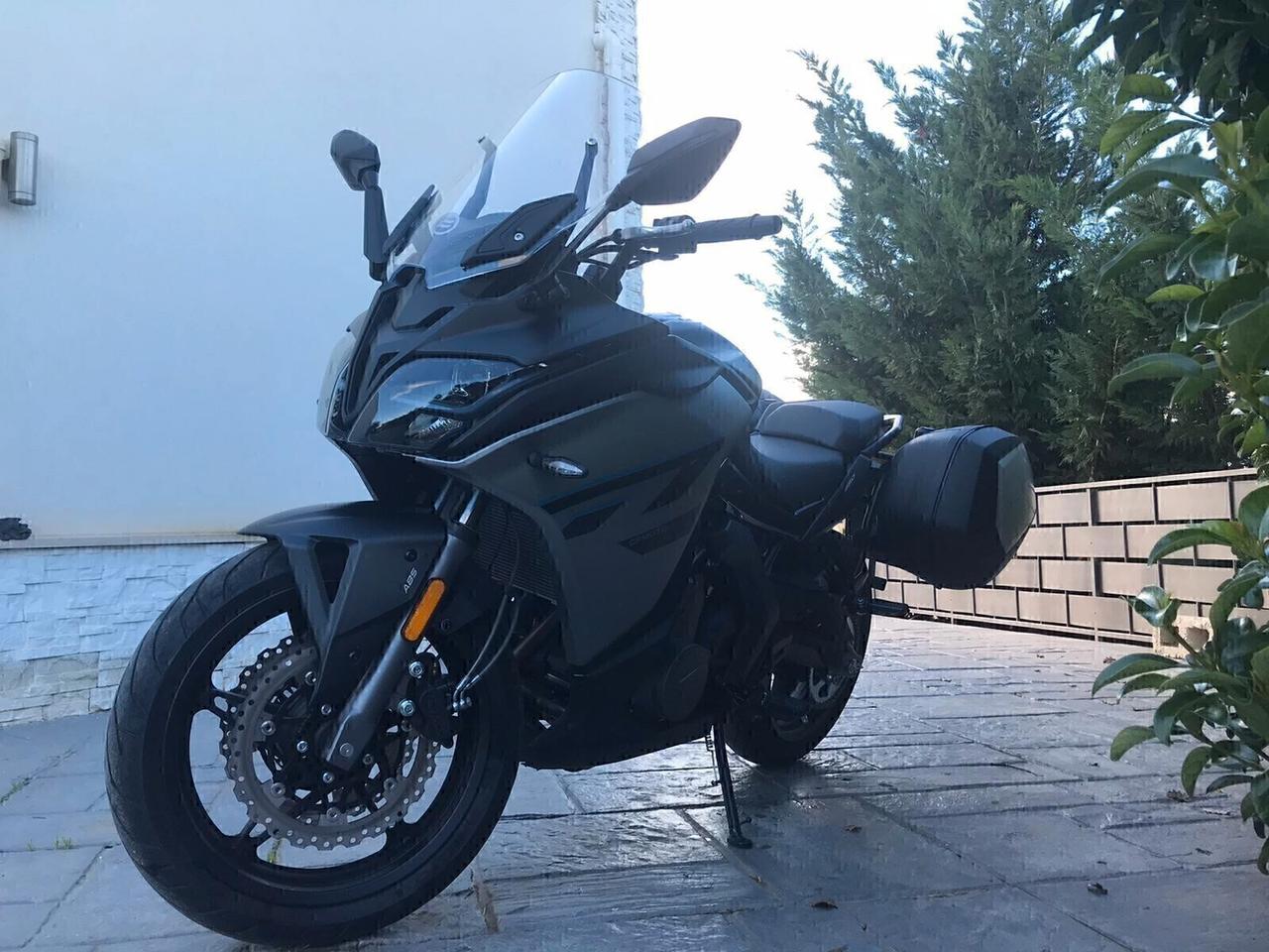 Cf Moto 650GT sport km1200 7/2024 in garanzia