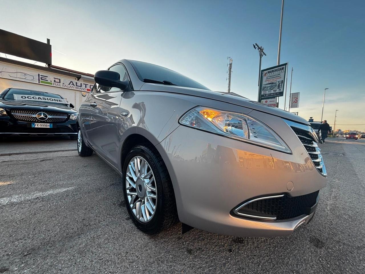 Lancia Ypsilon 1.3 MJT 16V 95 CV 5 porte S&S Gold