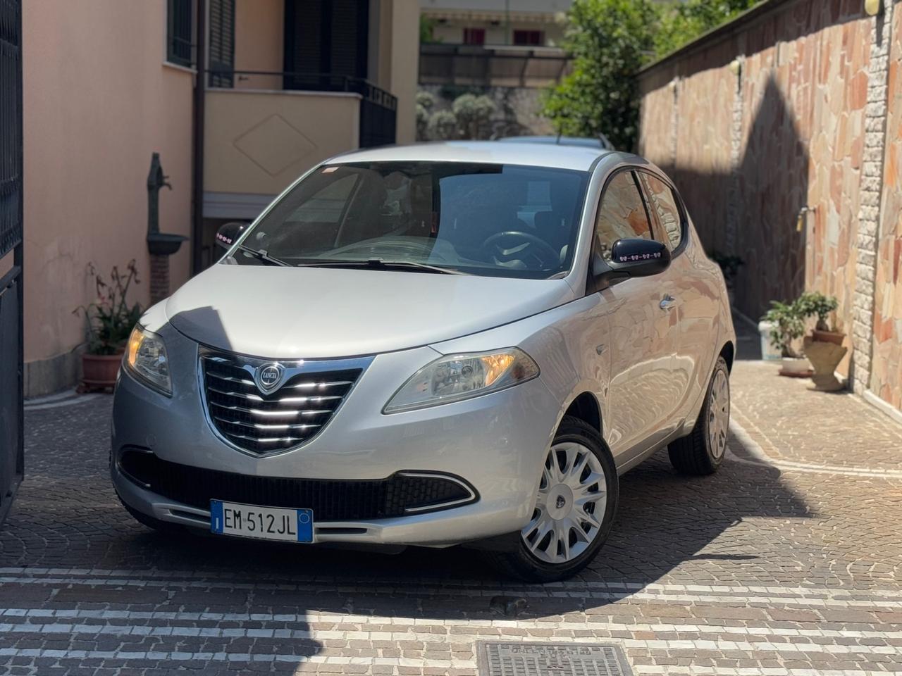 Lancia Ypsilon 1.2 69 CV 5 porte GPL Ecochic Gold