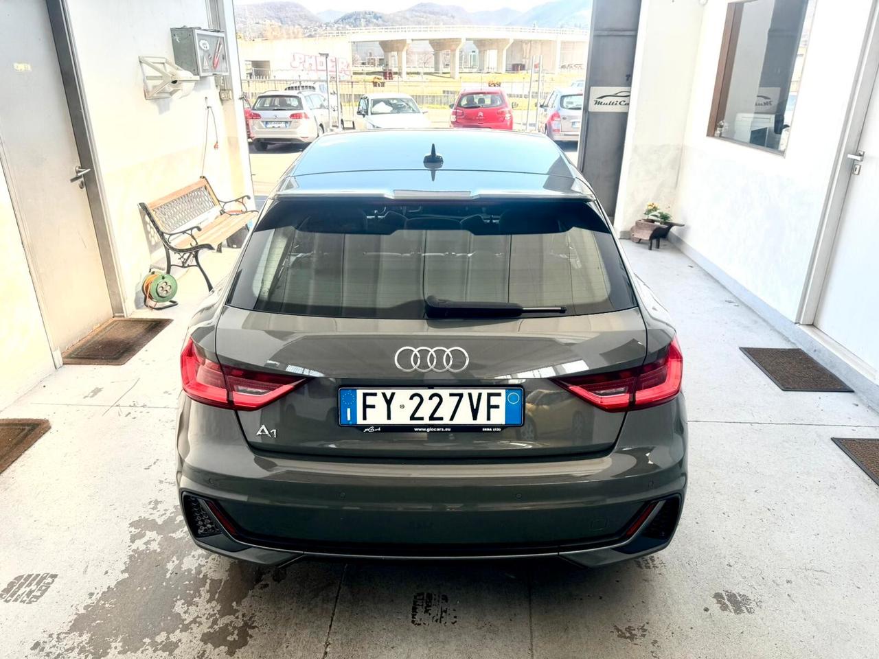 Audi A1 SPB 35 TFSI S tronic line edition