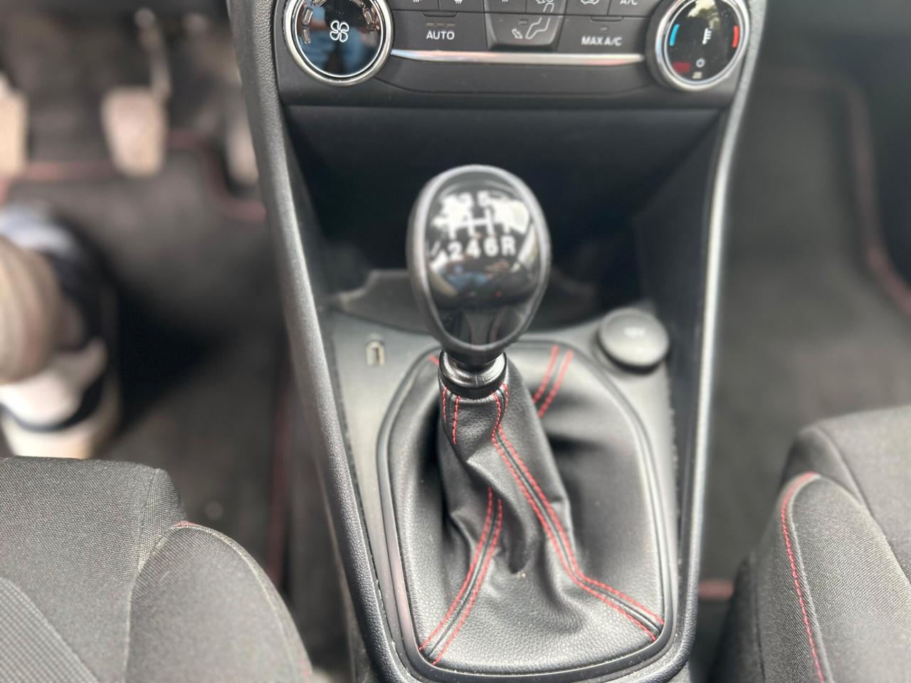 Ford Fiesta 1.0 Ecoboost Hybrid 125 CV 5 porte ST-Line UNICO PROPRIETARIO