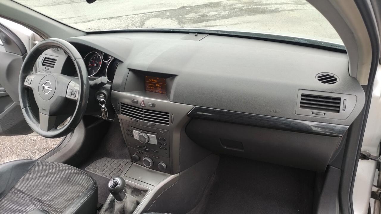 Opel Astra 1.6 16V Twinport Station Wagon NEOPATENTATI - 2005