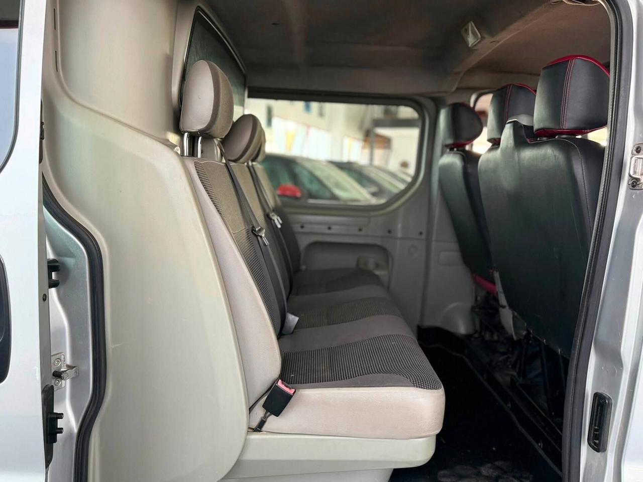Opel Vivaro 2.9 115cv CDTI doppia cabina 6 Posti autocarro 2014